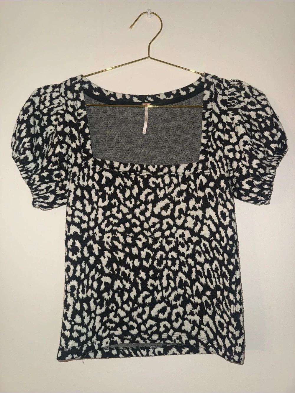 Free People Puff Sleeve Cheetah Top size XS Black